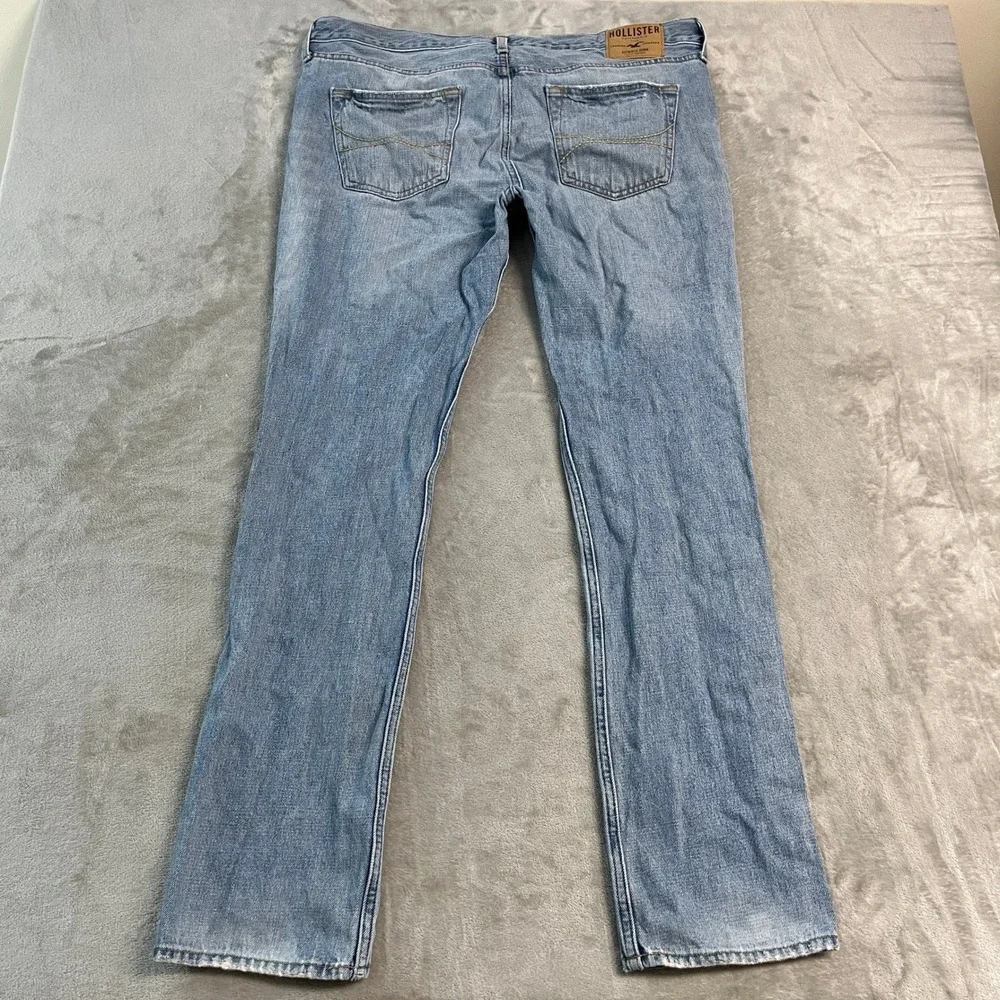 Hollister Y2K Light Wash Blue Denim Jeans Mens 38x34 Faded Casual Denim Worn